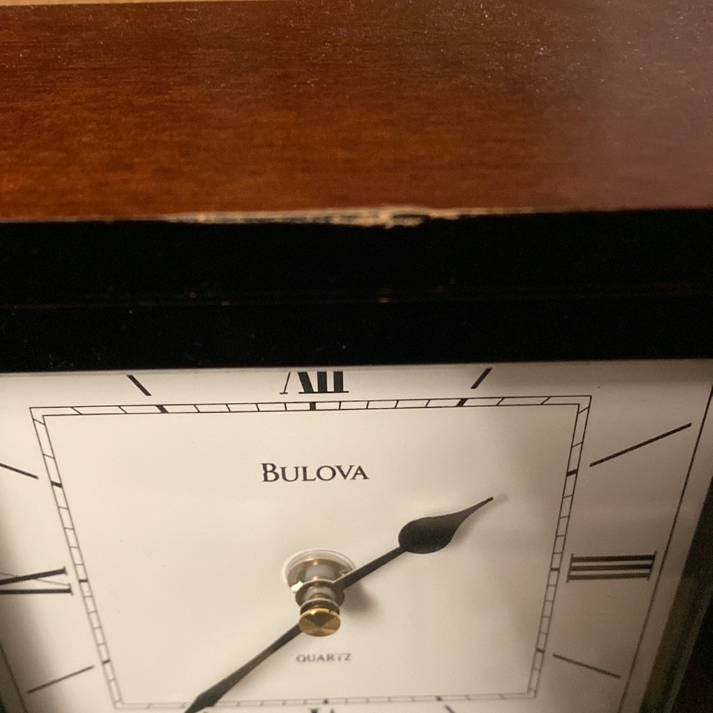 Bulova clock - Picture 3 of 6
